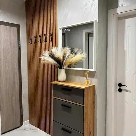 Apartment Arena *